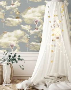 Above the Clouds, Mist