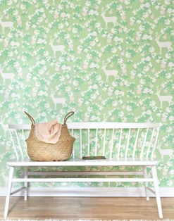 Apple Garden, Green 107-02