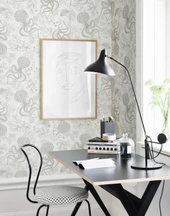 Aquatic, White & Vintage Black