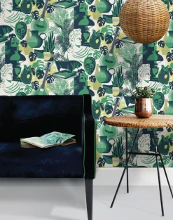 Art Room, Coach Emerald