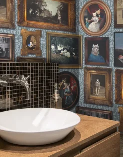 At the Art Gallery, Teal