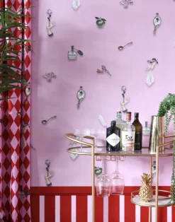 Belle Epoque Pink Wallpaper