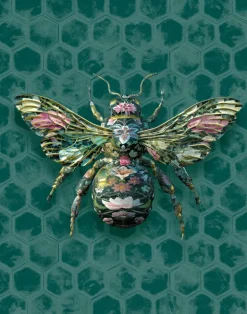 Bombus Botanicus in Emerald