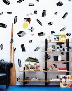 Carlton, Black & White