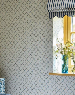 Daisy Trellis, Emerald Pearl