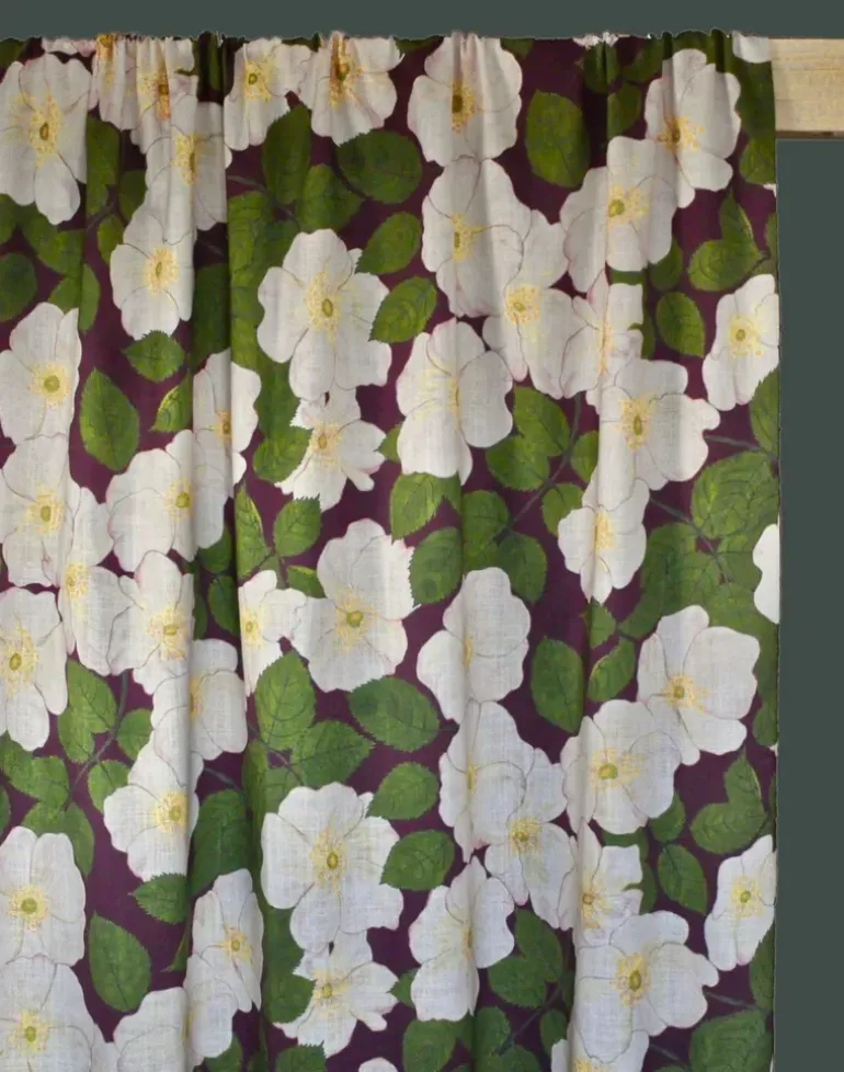 Hedgerow Rosa Fabric, Earth Red