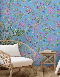 JEWEL A FLUTTER TOPAZ