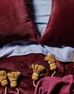 Kip & Co Tassel Throw, Plum