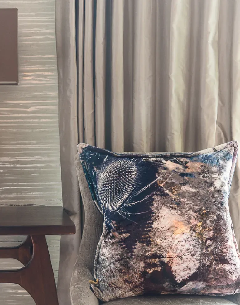 Mairi Helena Bronze Flush Thistle