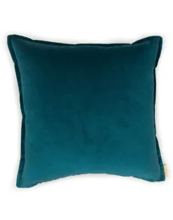 Mairi Helena Emerald Thistle