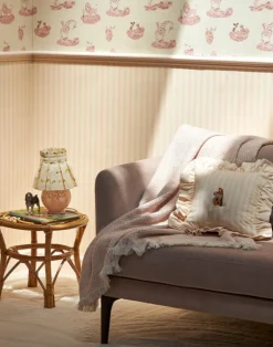 Nanny's Stripe, Rose