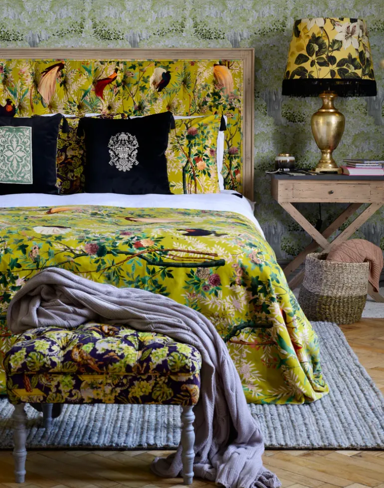 Royal Garden, Green Velvet