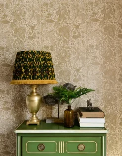 Sarkozi Embroidery, Herbal