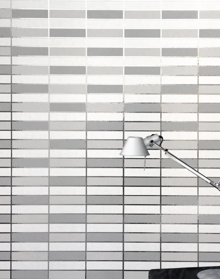 Soda, Silver & White