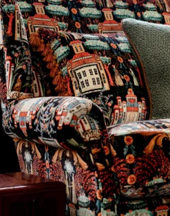 Tales of Tyrol Peat Black Velvet