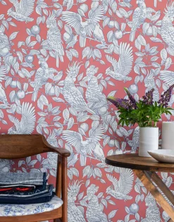 Talk about Cockatoos, Tomato