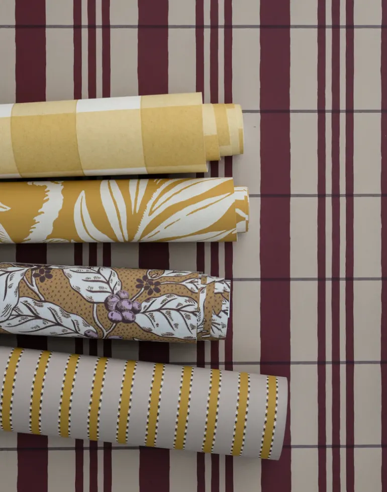 The Guards' Tent, Wine Red