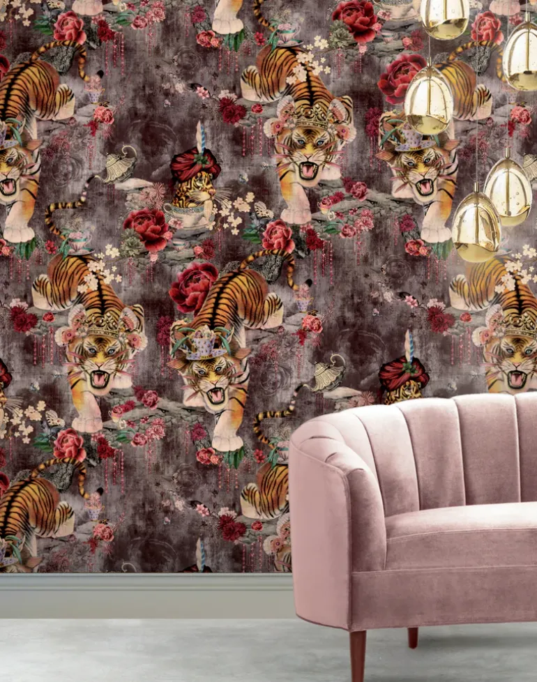 Tiger's Teamtime, Scarlet