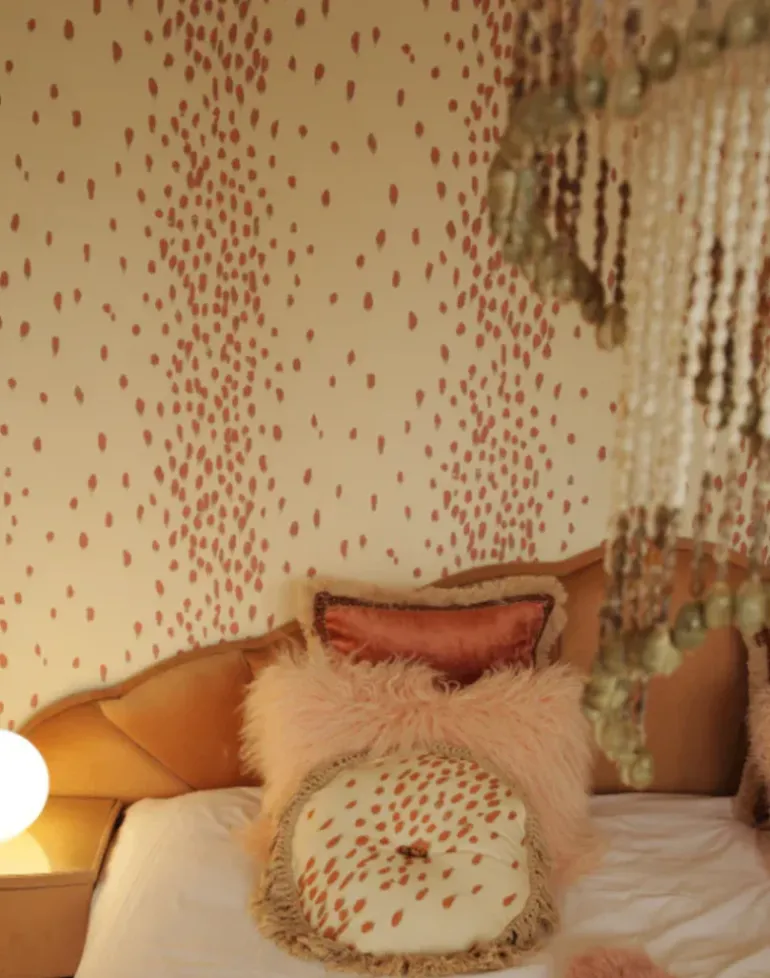 Tottenham Dalmatian, Pinky