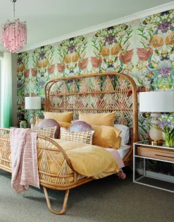 Ultraviolet Garden W-UGA-BGO-LMI