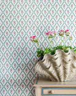 Wild Strawberry Trellis, Vintage Cream