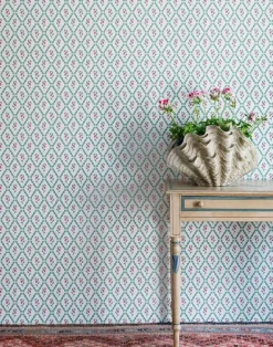 Wild Strawberry Trellis, Vintage Cream
