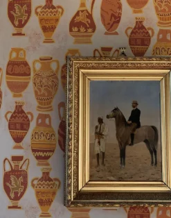 A Muggle of Jugs, Earthy