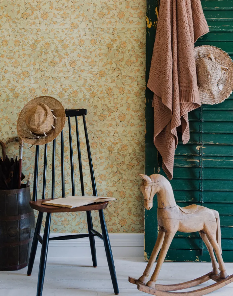 Backyard Flowering, Ether Blue