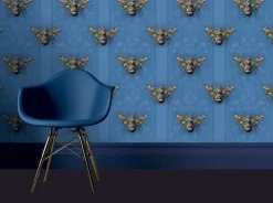 Bombus Botanicus in Blue