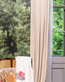 Branchy Meadow Green