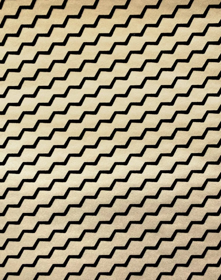 Buzz, Black Flock/Gold Lustre