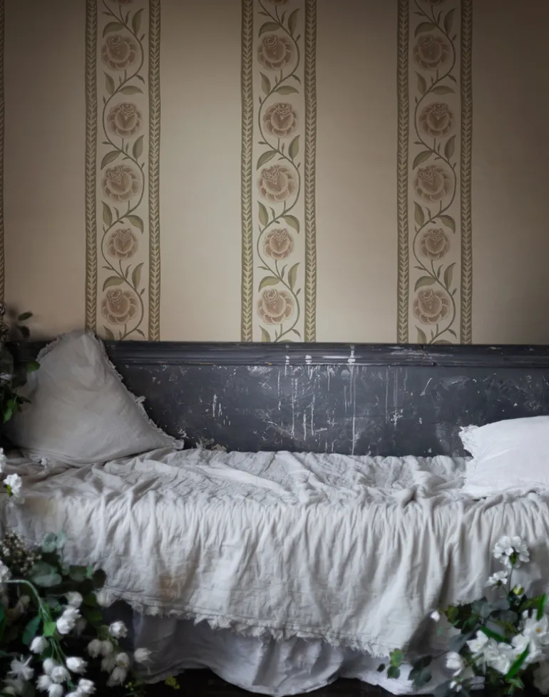 Cherished Blooms, Cloudy Dance WPLN0039