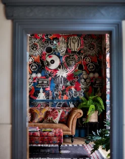 Festival Memories, Dark