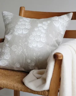 Flora Linen Fabric, Sandstone