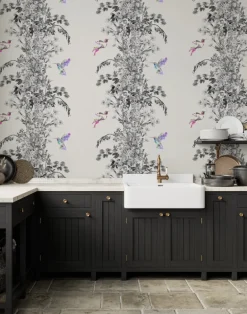 Hummingbird Black & White, Stone