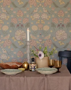 June, Saga Green 136-02