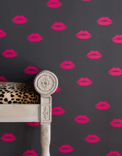 Lips, Hot Pink on Grey