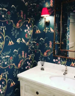 Mercia Vines, Deep Blue