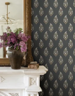 Paisley Black RF7472