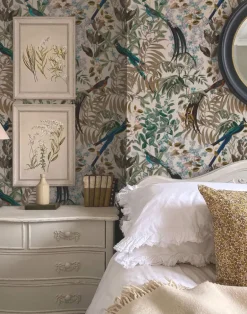 Resplendent Woods, Shaded White