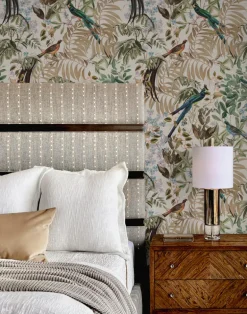 Resplendent Woods, Shaded White