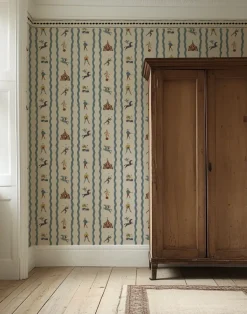 Run Away to the Circus