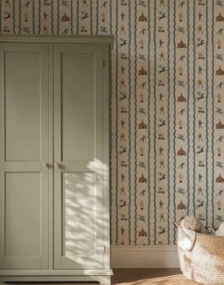 Run Away to the Circus