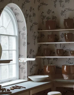 Sisters, Perfect Pale WPLR0116