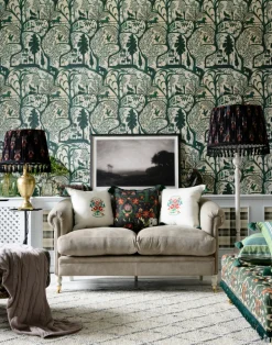 The Enchanted Woodland, Green