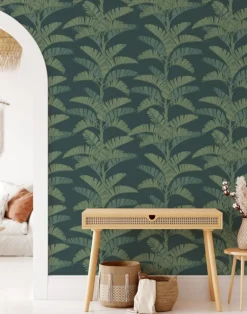 Tropical Plantation, Botanical