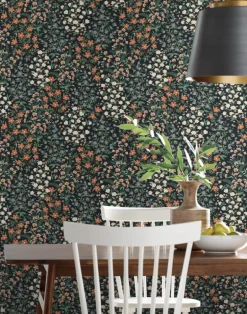 Wildwood Garden Black RP7378